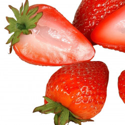 Halva jordgubbar, konstgjord mat